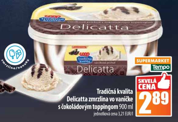 Delicatta zmrzlina vo vaničke s čokoládovým toppingom