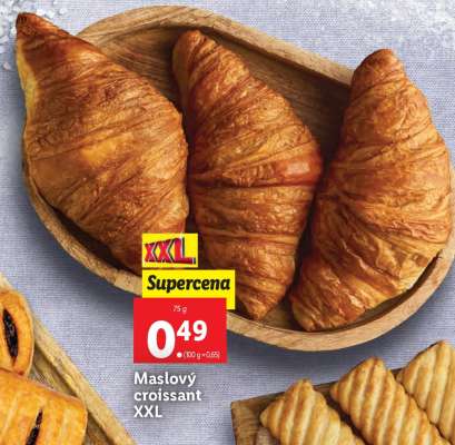 Maslový croissant XXL