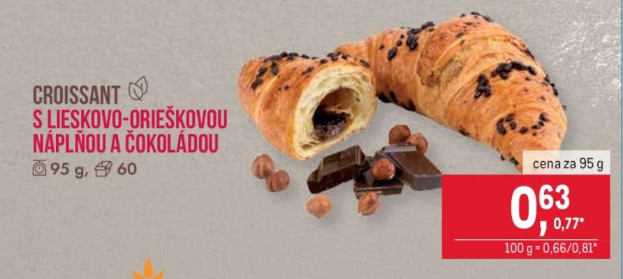 CROISSANT S LIESKOVO-ORIEŠKOVOU NÁPLŇOU A ČOKOLÁDOU