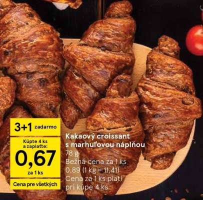 Kakaový croissant s marhuľovou náplňou
